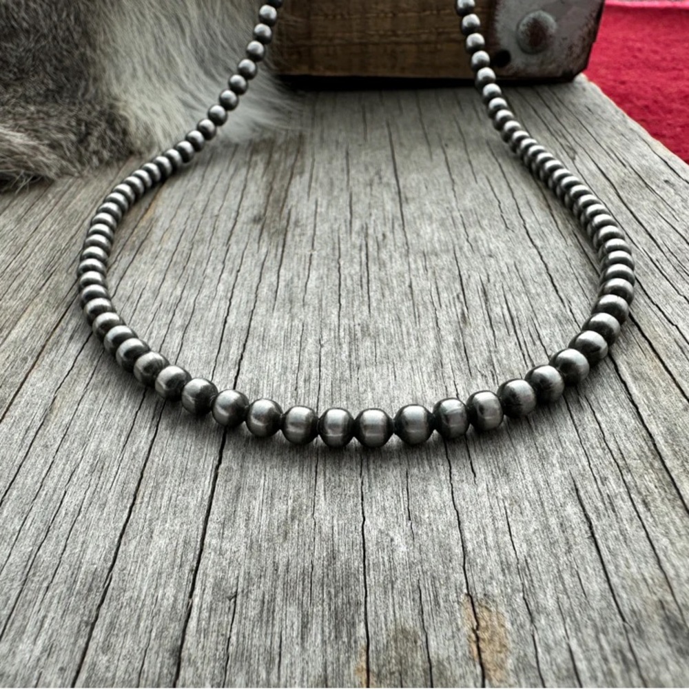 Silver Navajo Style Pearls 6mm 18"